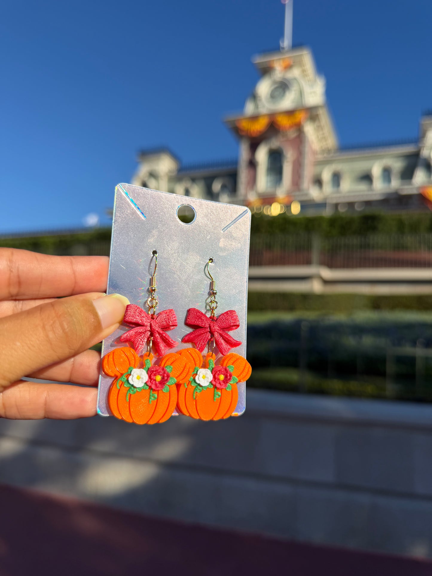 Bow Mouse Dangle Pumpkin Earrings