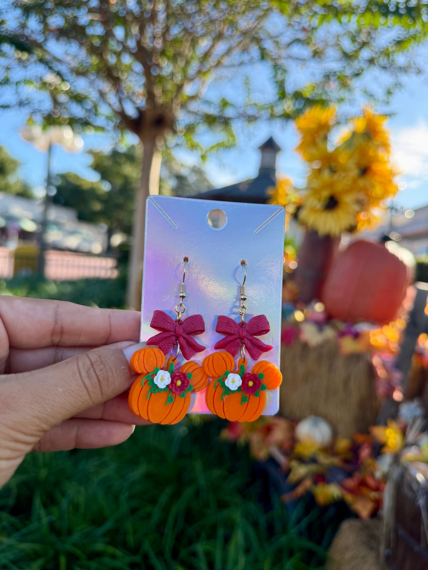 Bow Mouse Dangle Pumpkin Earrings