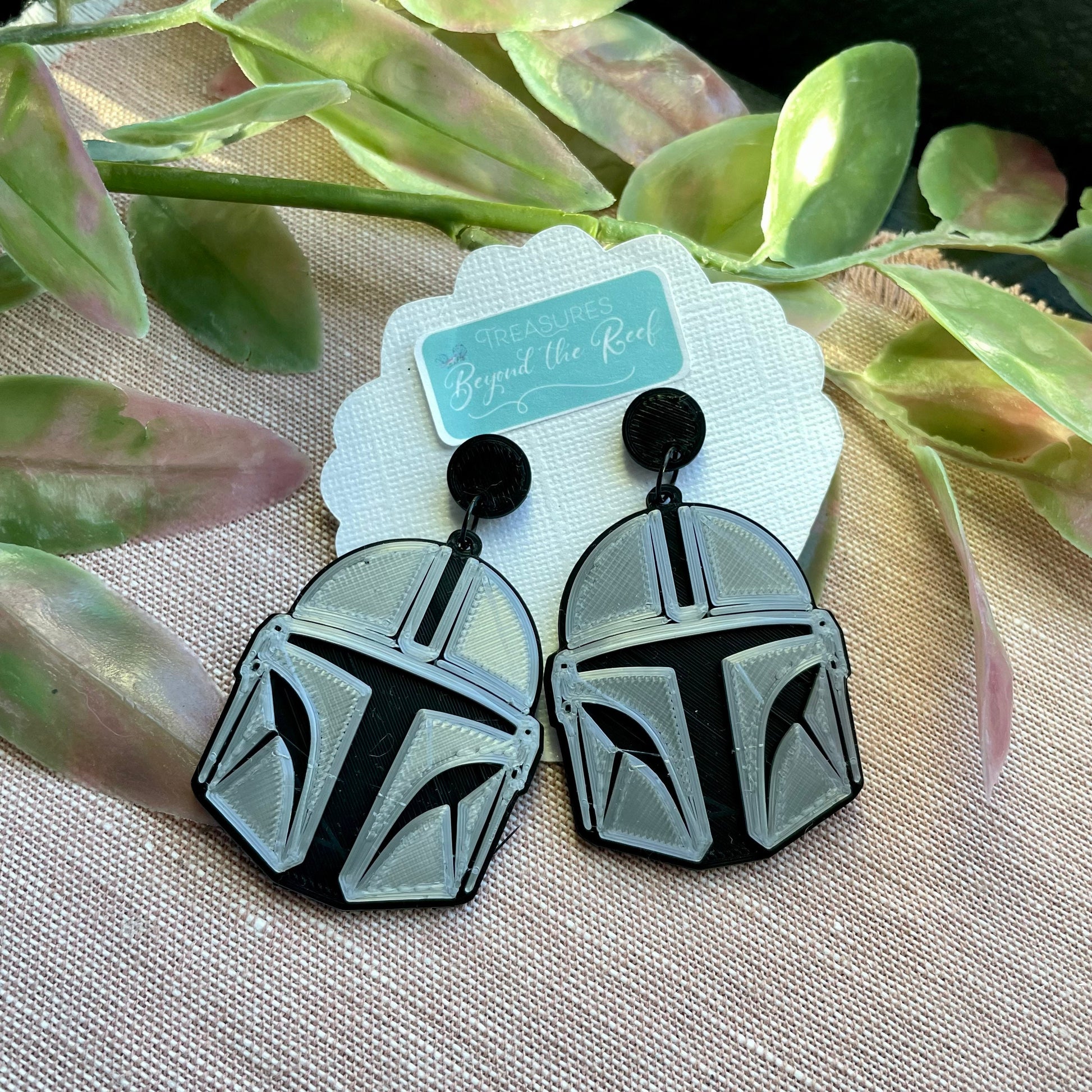 Bounty Hunter Helmet Mando Inspired Earrings - 3D printed earrings - Mandalorian